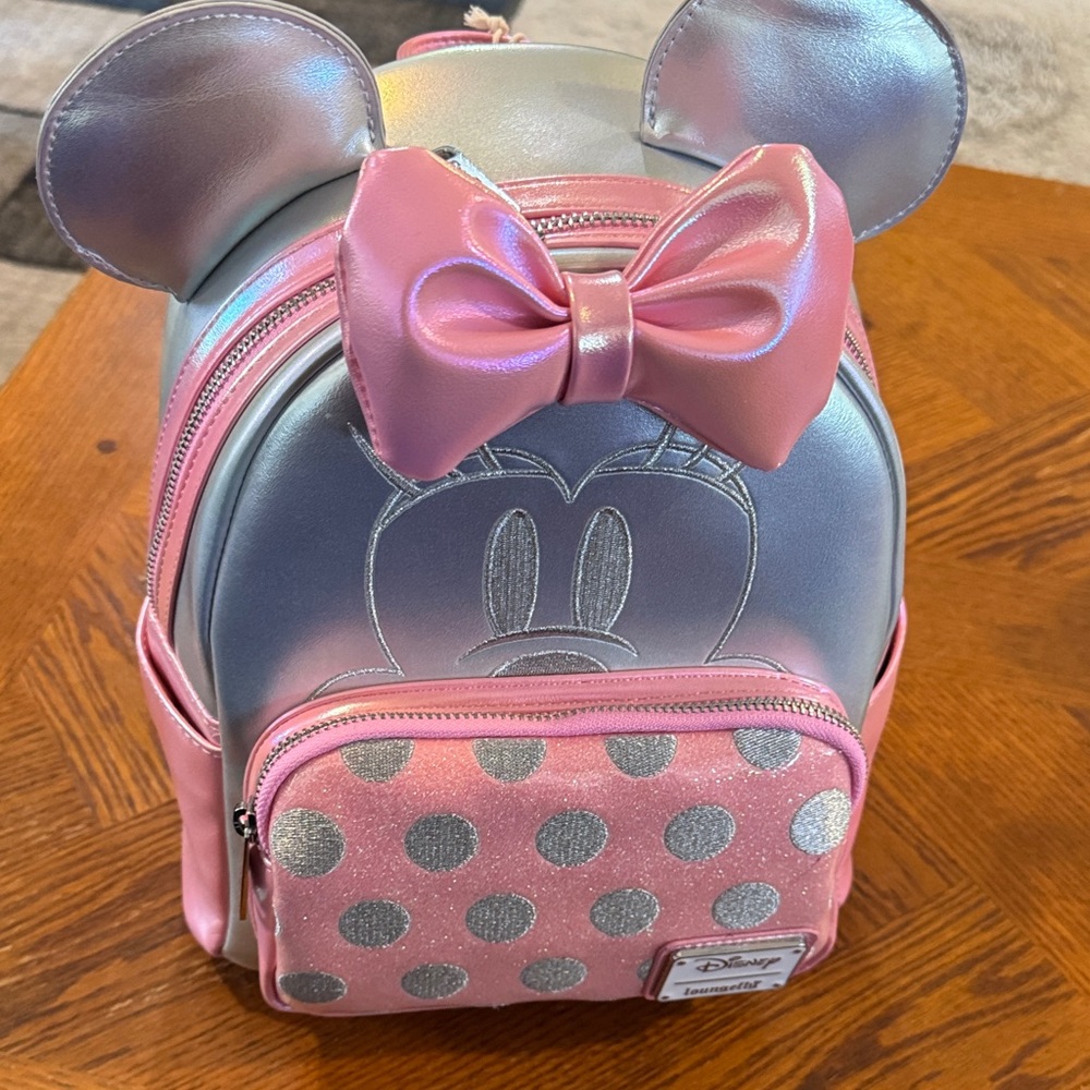 Loungefly Pink and Silver Minnie Mouse  Backpack - Picture 5 of 6